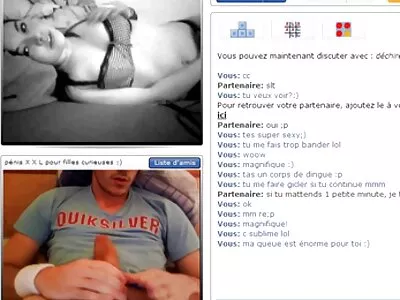 Ruskettunut MILF valtavilla ilmais porno videot kolkuttimilla, jotka poikapoika porasi sohvalle