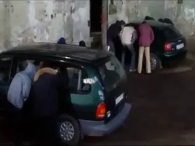 Viaton aloittelija karkaisi karkeasti ilmaista netti pornoa koeajan aikana agentin kanssa