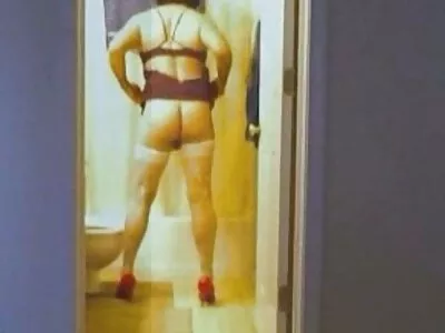 Kaksi biseksuaali babes ja yksi alkuunsa on kolmen tien vittujuhlat ilmaista pornoa
